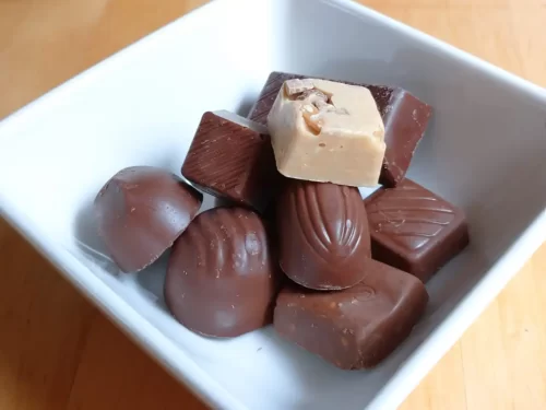 10種類のチョコレートが入っている